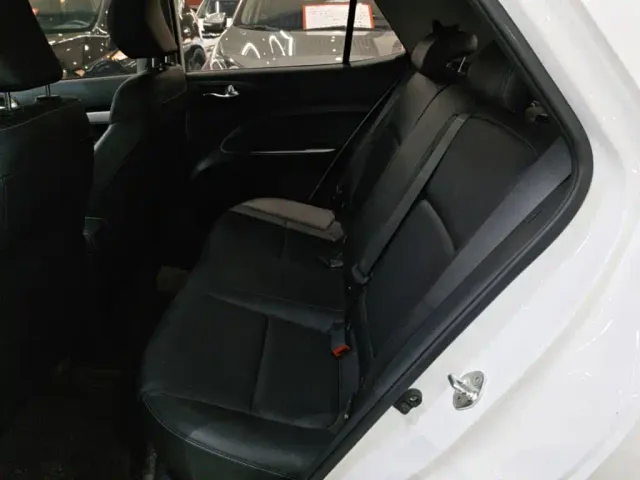 Kia KX1 — Фото автомобиля 16