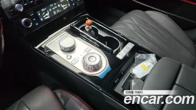 Genesis G80 Бензин 2.5 турбо AWD — Фото автомобиля 9