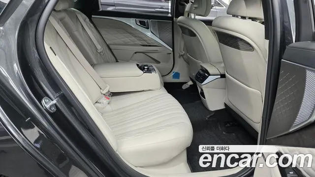 Kia K8 Hybrid — Фото автомобиля 12