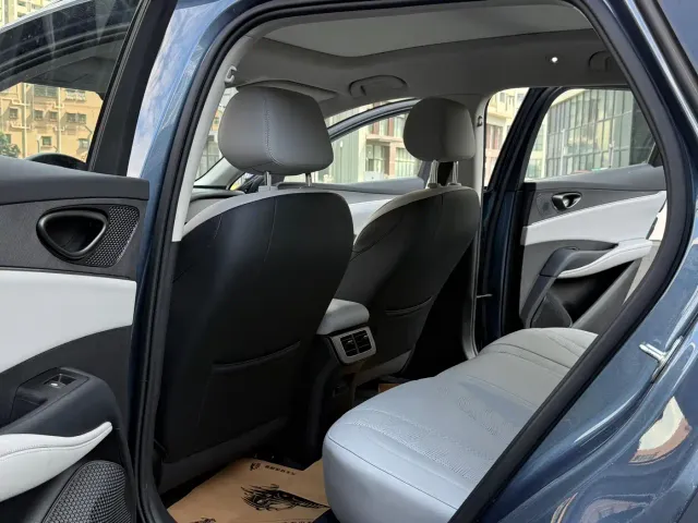 BYD Seal 06 DM-i Touring — Фото автомобиля 8