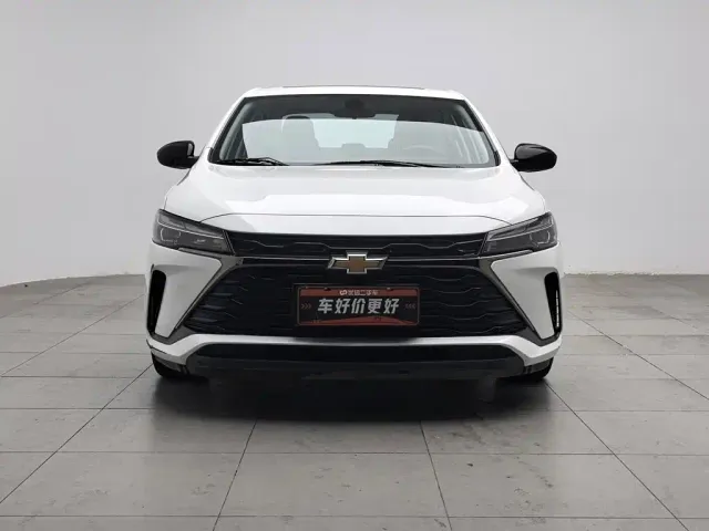 Chevrolet Monza — Фото автомобиля 3
