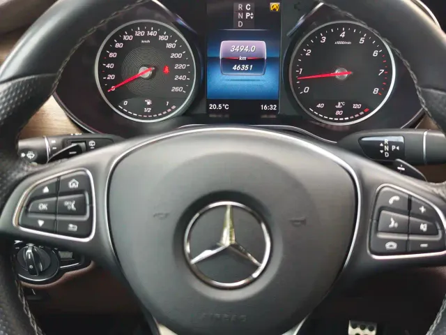 Mercedes-Benz V-Class — Фото автомобиля 18