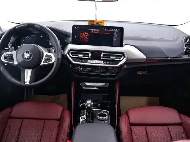 BMW X4 — Фото автомобиля 14