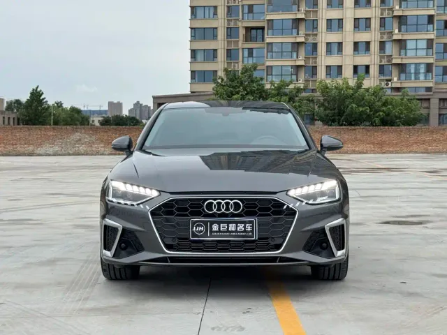 Audi A4L — Фото автомобиля 2