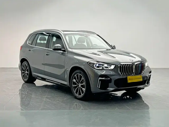 BMW X5 — Фото автомобиля 8