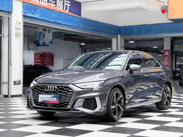Фотография автомобиля — Audi A3
