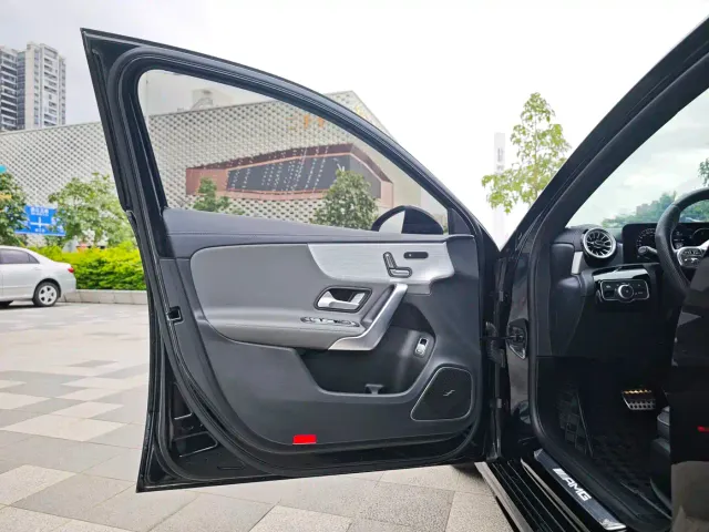 Mercedes-Benz A-Class AMG — Фото автомобиля 14