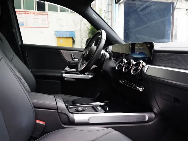 Mercedes-Benz GLB-Class — Фото автомобиля 4