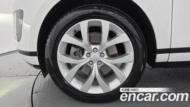 Land Rover Range Rover Evoque — Фото автомобиля 5