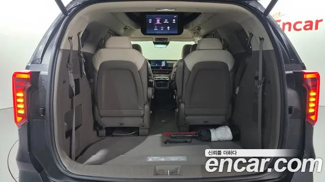 Kia Canival Новый Carnival 4 поколение Бензин 9 мест Hi-Limousine — Фото автомобиля 8