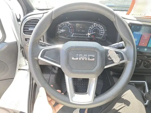 JMC Tesun — Фото автомобиля 10