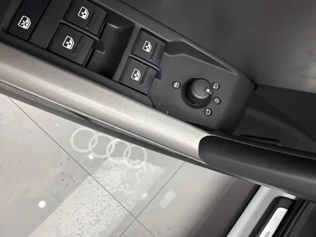 Audi Q3 — Фото автомобиля 8