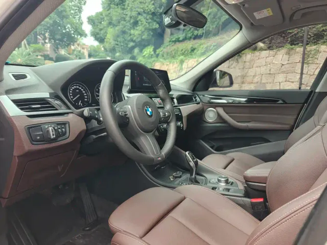 BMW X1 — Фото автомобиля 10