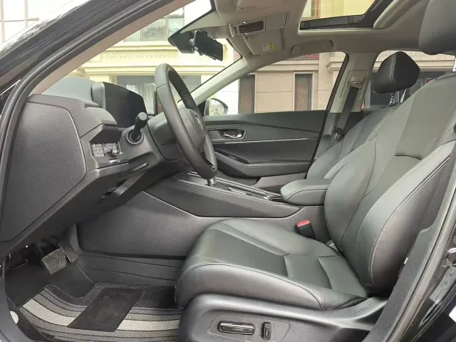 Honda Accord — Фото автомобиля 4