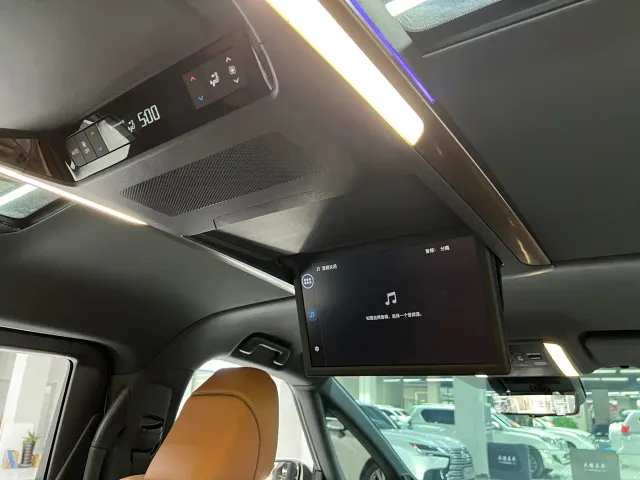 Toyota Vellfire — Фото автомобиля 16