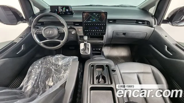Hyundai Staria Staria 4WD Tourer 11 мест — Фото автомобиля 7