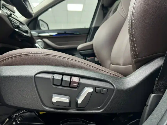 BMW X1 — Фото автомобиля 18