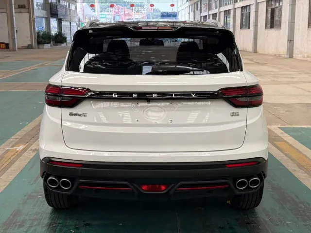 Geely Binyue — Фото автомобиля 4