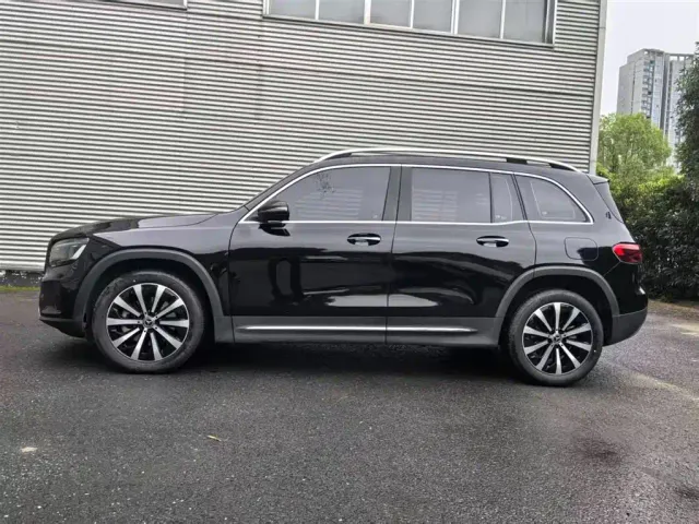Mercedes-Benz GLB-Class — Фото автомобиля 2