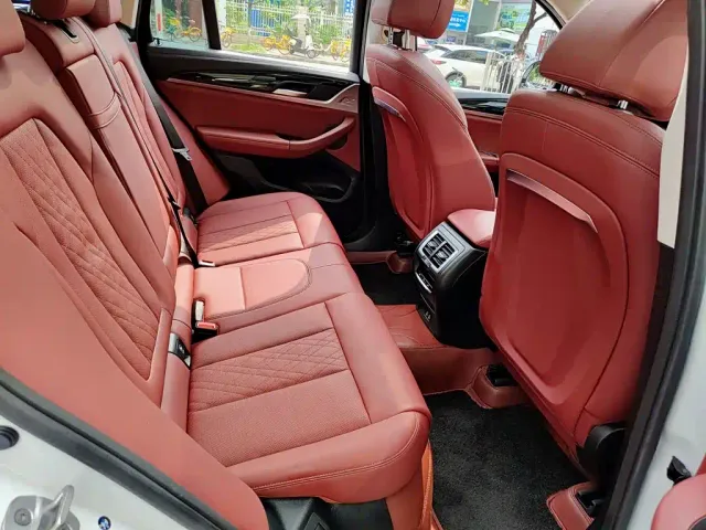 BMW X3 — Фото автомобиля 11