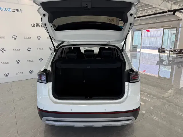 Volkswagen Tharu — Фото автомобиля 6