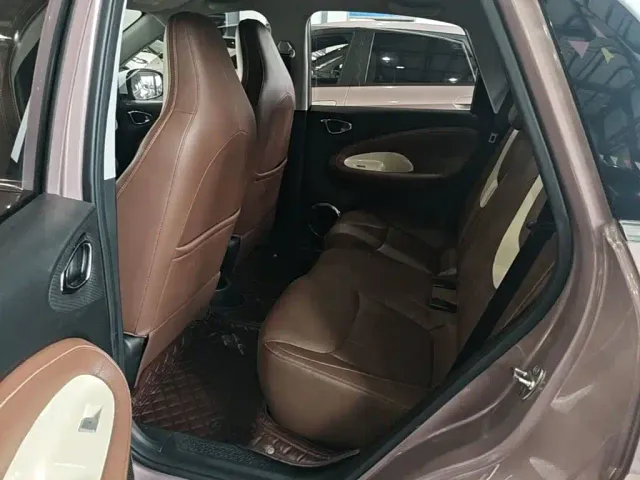 Wuling Bingo — Фото автомобиля 16