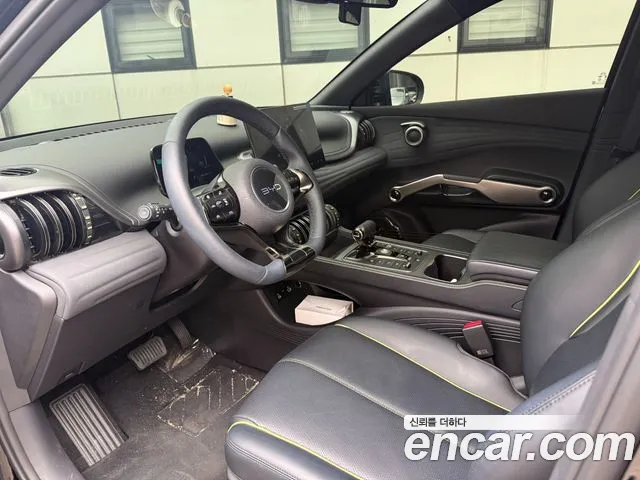 BYD Atto 3 — Фото автомобиля 9