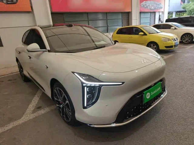 IM Motors LS6 — Фото автомобиля 3