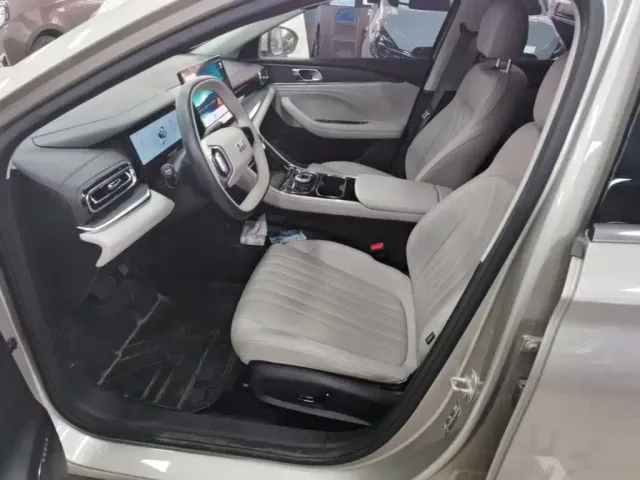 Geely Galaxy Stellar 6 — Фото автомобиля 14