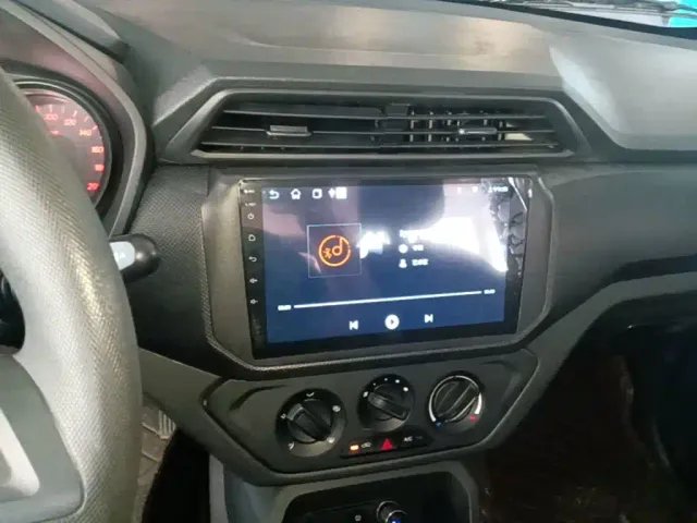 Wuling Hongguang — Фото автомобиля 12