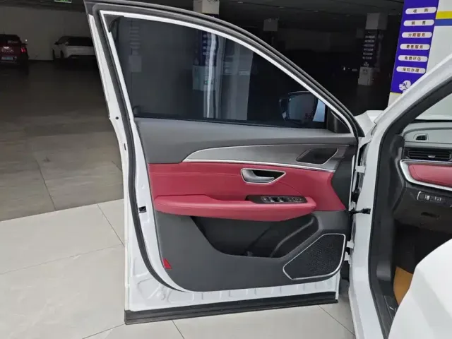 Jetour X70 Plus — Фото автомобиля 7