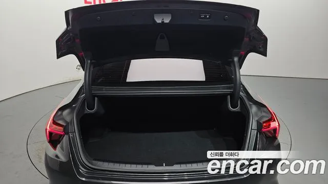 Kia K8 Signature — Фото автомобиля 17