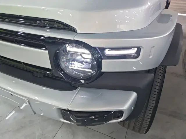 iCAR V23 — Фото автомобиля 23