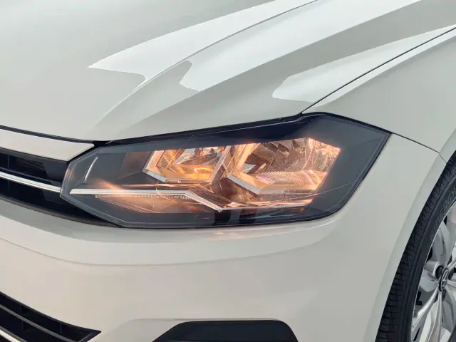 Volkswagen Polo — Фото автомобиля 7