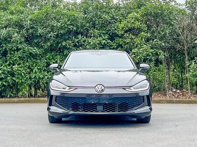 Volkswagen Lamando — Фото автомобиля 2