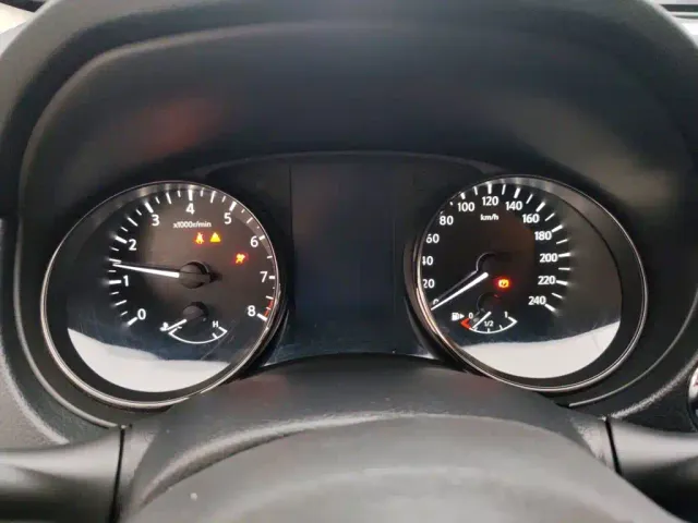 Nissan X-Trail — Фото автомобиля 3