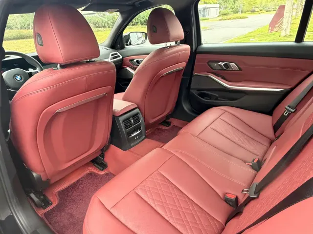 BMW 3 Series — Фото автомобиля 14