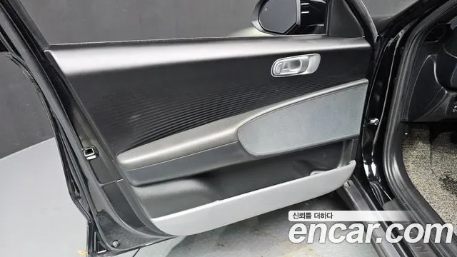 Hyundai Ioniq 6 — Фото автомобиля 13