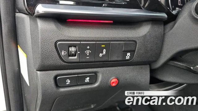 Kia Niro — Фото автомобиля 17