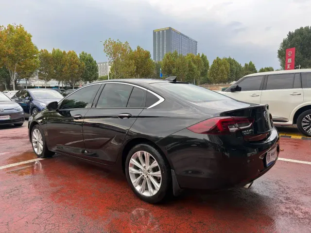 Buick Regal — Фото автомобиля 4