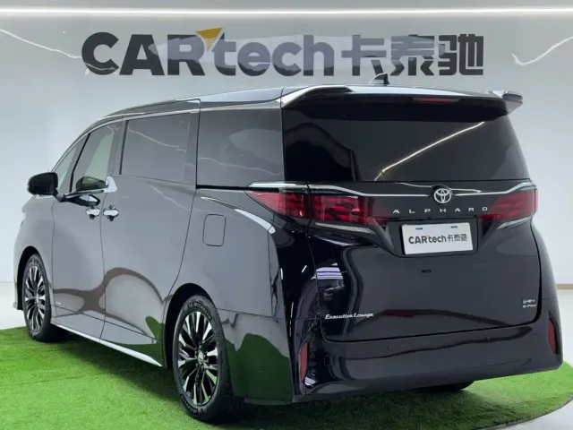 Toyota Alphard — Фото автомобиля 5