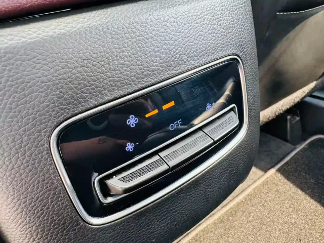 GAC Trumpchi M6 — Фото автомобиля 20