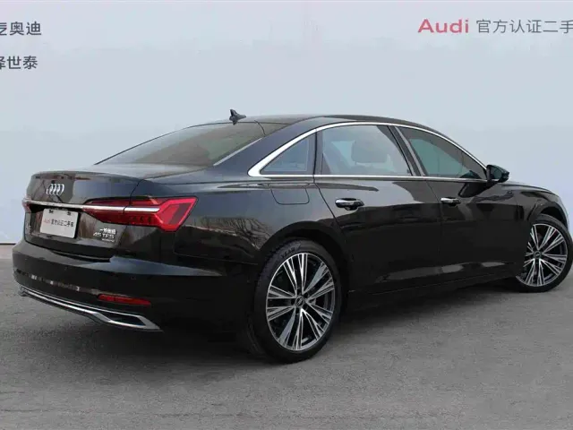 Audi A6L — Фото автомобиля 4
