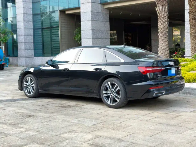 Audi A6L — Фото автомобиля 5