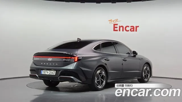 Hyundai Sonata — Фото автомобиля 2