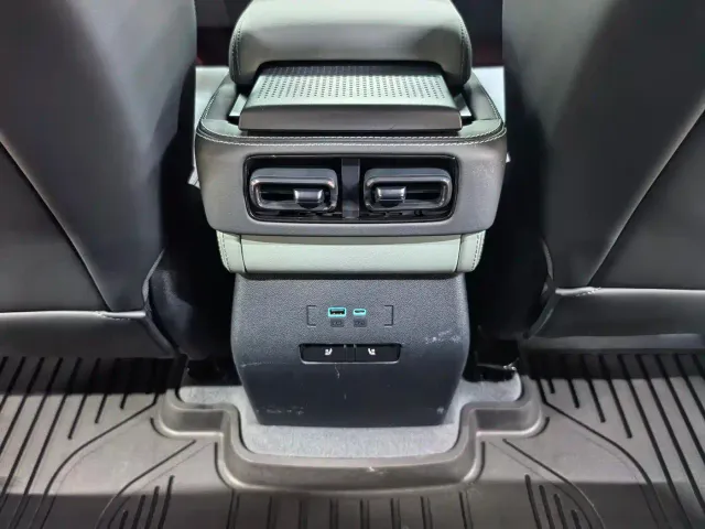 BYD FangChengBao Leopard 5 — Фото автомобиля 6