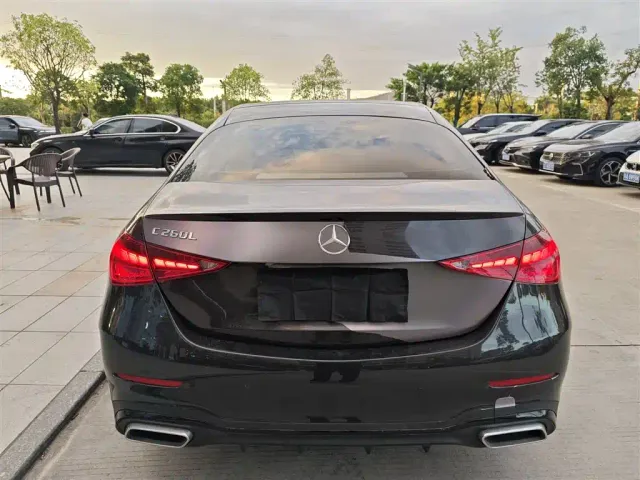 Mercedes-Benz C-Class — Фото автомобиля 4