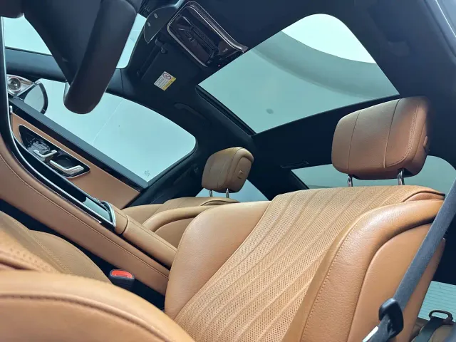 Mercedes-Benz S-Class — Фото автомобиля 14