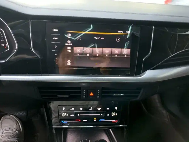 Volkswagen Passat — Фото автомобиля 12