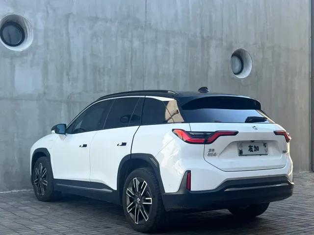 Nio ES6 — Фото автомобиля 6